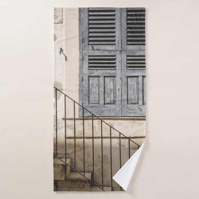 VENTANA DE MADERA GRIS (Toalla de baño)