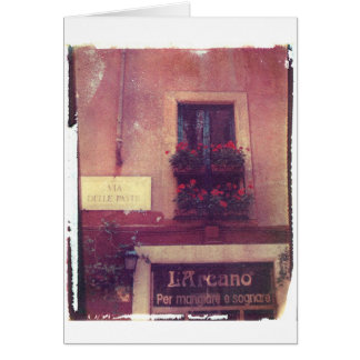 Ventana de Roma con los geranios