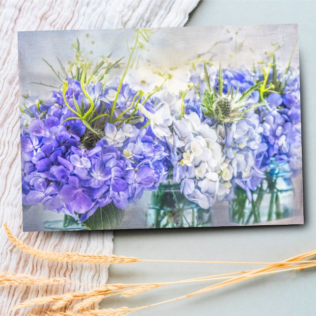 Verano Púrpura Hydrangeas Mason Jars Blanc Interio (Perfect for heartfelt messages, birthdays, and thank you notes alike.)