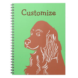 Verde de Irish Setter y cuaderno del