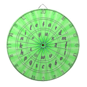 Verde del tablero de dardo del alfabeto del juego