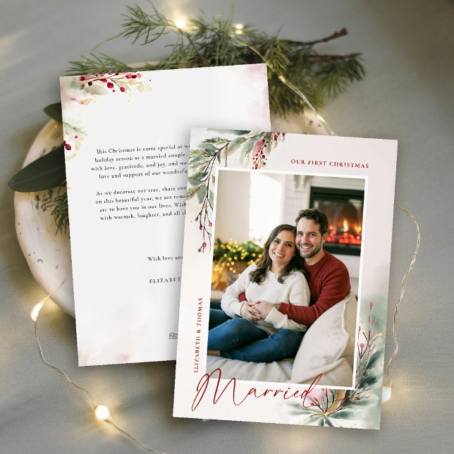 Verdor verde rojo primer Navidad casada (first christmas married romantic holiday christmas photo card watercolor winter greenery botanical)