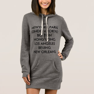 Vestido La sudadera con capucha del viajero por Basri y