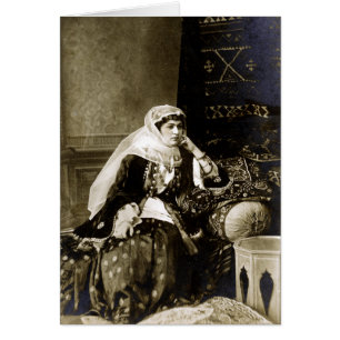Vestido tradicional de la mujer armenia, circa