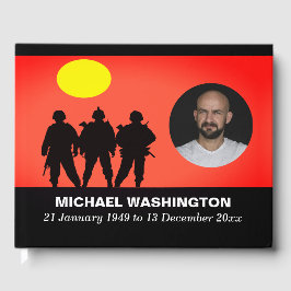 Veteranos soldados celebran libro de invitados