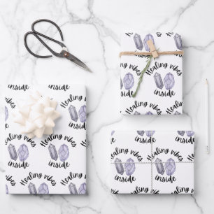 Vibes de curación de cristal dentro de hojas de pa