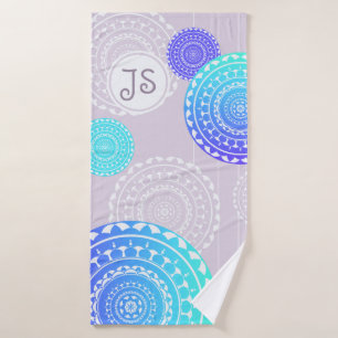 Vibrante Aqua Blue Random Mandala Monograma