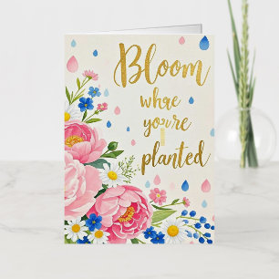 Vibrante bouquet de peonías y margaritas en acuare