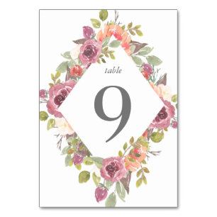 Vibrante tarjeta de mesa floral de verano