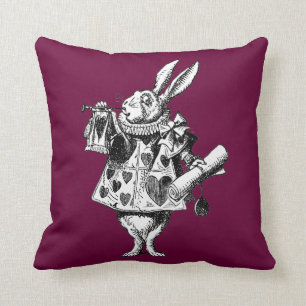 Victorian Alicia de Herald del conejo en almohada