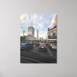 Vida del tráfico en el lienzo fotográfico de Bangk