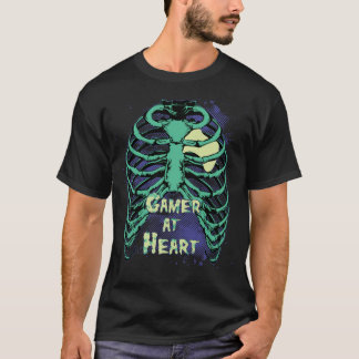 Videojugador del perro en la camiseta del corazón