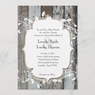 Vieja invitación floral blanca de madera de la