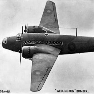 Vieja postal - Un bombardero de Vickers Wellington