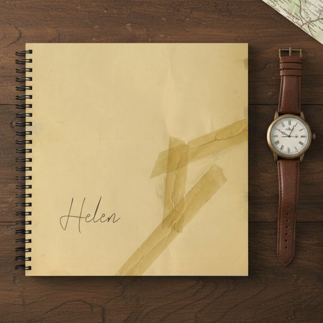Viejo cuaderno del diario de papel dañado (Subido por el creador)
