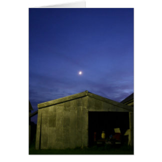 Viejo edificio metalizado