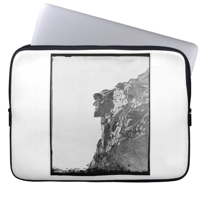 Viejo en el Funda de computación de la montaña (Frente)