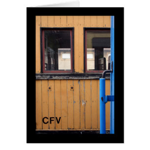 Viejo tren de vapor Le Mastrou Yellow Wagon