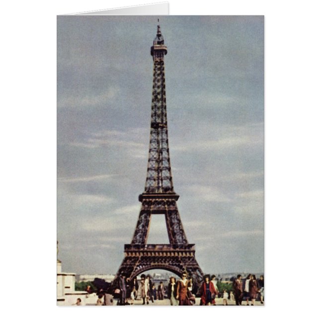 Viejos turistas viajando por la Torre Eiffel de Pa (Frente)
