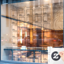 Llenado transparente de la ventana del logotipo -