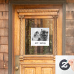 Vinilos Para Cristales Sencillo, moderno Mascota Personalizado o foto de<br><div class="desc">Agrega tu propia foto y texto para crear una ventana única que se aferra a tu casa o auto. Esta clavija está lista para ser personalizada con tu foto y tus propios nombres o mensajes con letras de estilo de máquina de escribir en negro angustiado. El sencillo y moderno estilo...</div>