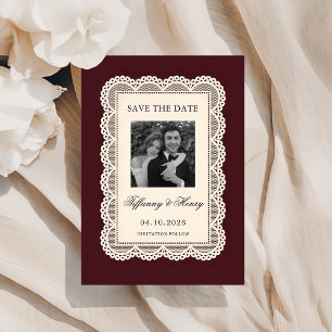 Vintage de encaje borgoña Save the Date