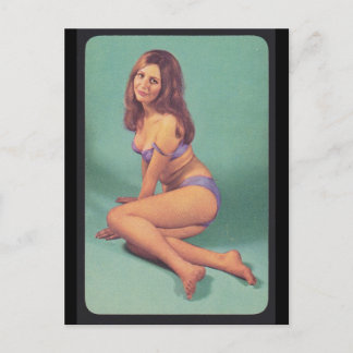 Vintage Pin up chica jugando postal