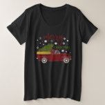 Vintage Red Truck Merry Christmas Farmhouse<br><div class="desc">Camión Rojo Vintage Merry Christmas Tree Farmhouse Plus T-Shirt tamaño. Camión de granjas de época que llevaba un árbol de navidad con las palabras navideñas adornadas con copos de nieve cayendo.</div>
