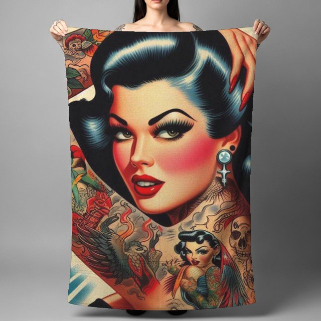 Vintage Tattooed Pin-up (Subido por el creador)