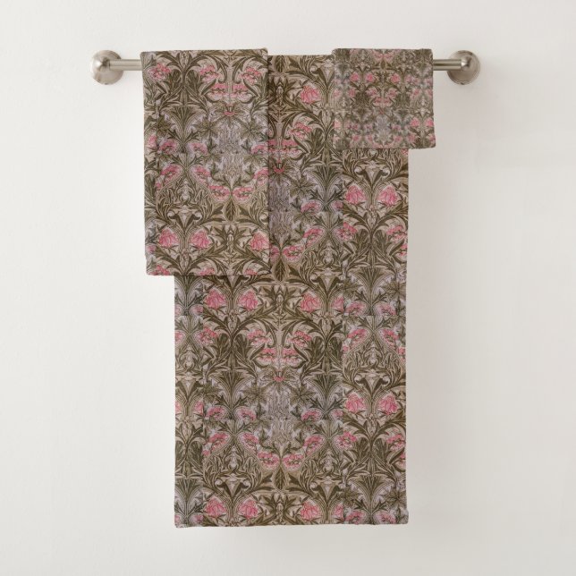 Vintage William Morris Columbine (In situ)