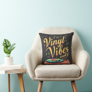 Vinyl Vibes Retro Music Cojín decorativo
