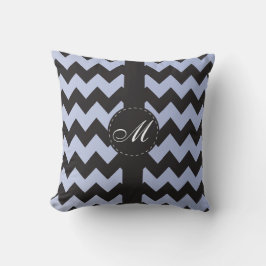 Violeta de primavera con almohada de cheurón negro