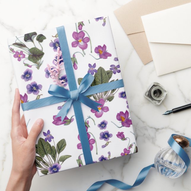 Violets Garlands Floral 30" x 6' Papel de envolvim (Regalar)