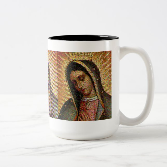 Virgen borrosa de Vision de la taza de Guadalupe (Derecha)