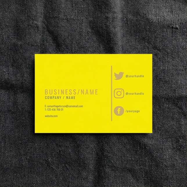 Visita Brillante neón amarillo tarjeta de negocios de med (Bright neon yellow social media business card. business card.)