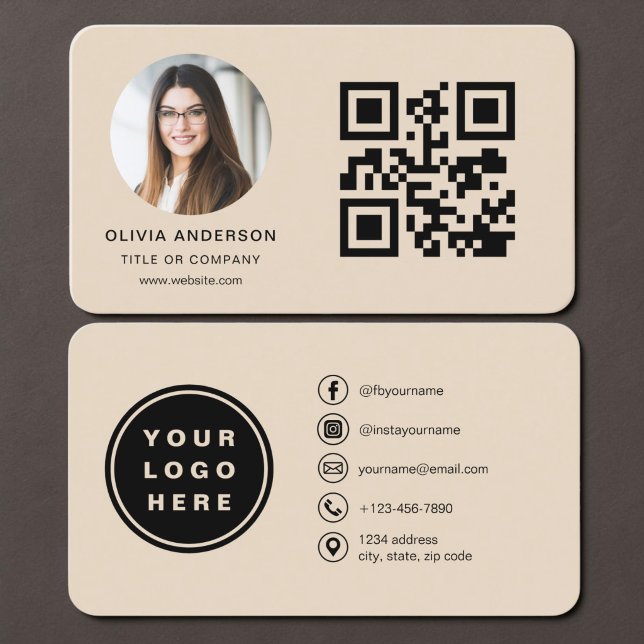 Visita Código QR Tarjeta de Foto Marrón Claro  (Subido por el creador)