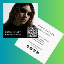 Tarjeta de redes sociales de código QR de foto min