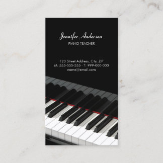 Visita El piano cierra la tarjeta de la industria musical