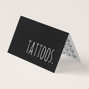 Visita tarjeta de lealtad doblada de tatuaje de puñetazo
