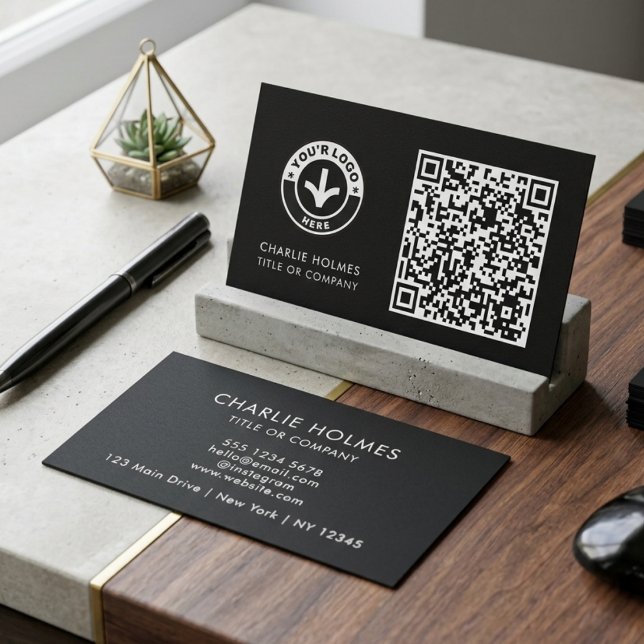 Visita Tarjeta de presentación con código QR blanco negro (Subido por el creador)