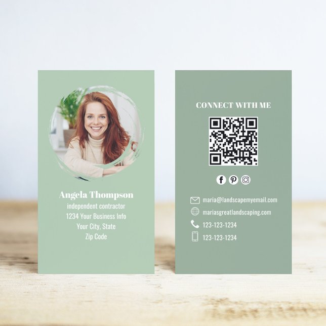 Visita Tarjeta de presentación con código QR de foto verd (Green photo business card with QR code template.)