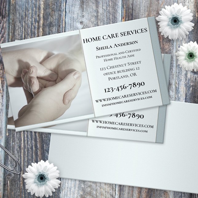 Visita Tarjeta de presentación de asistente de salud en e (An elegant business card featuring a silver grey design with an image of healing hands - care giver)