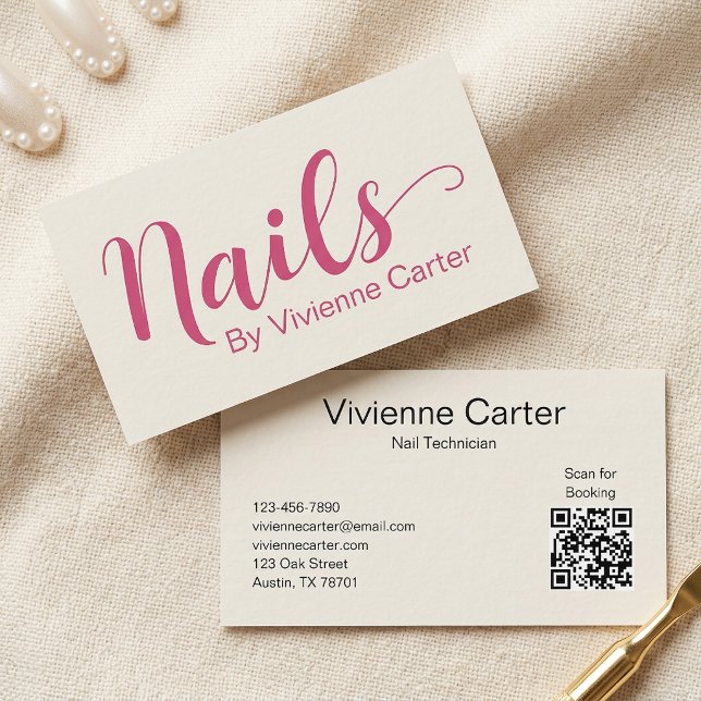 Visita Tarjeta de presentación de técnico de uñas con tip (Cream Pink Typography Nail Technician Salon Business Card)