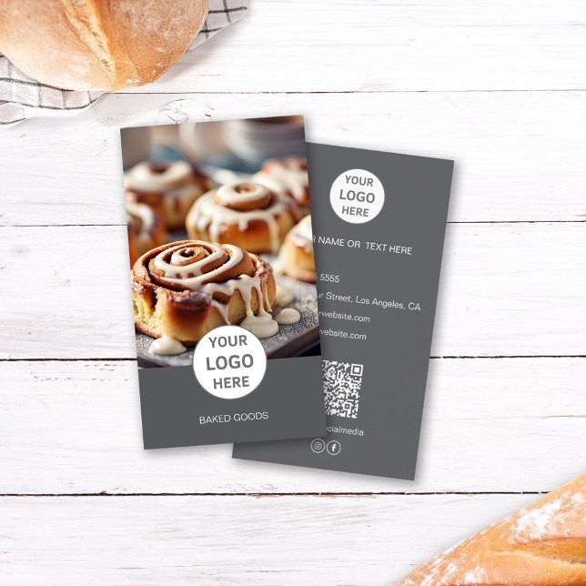 Visita Tarjeta de presentación gris oscuro con código QR  (Bakery Logo Photo QR Code Dark Gray Business Card)