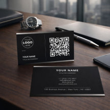 Tarjeta de presentación negra con código QR y logo