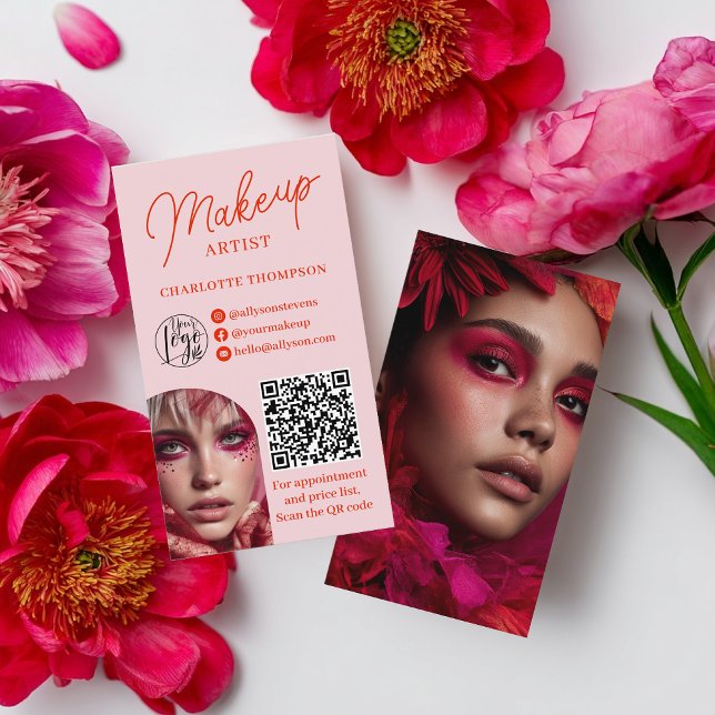 Visita Tarjeta de presentación vertical rosa moderna de a (Bold Modern Pink Makeup Artist 2 Photos Qr Code Business Card)