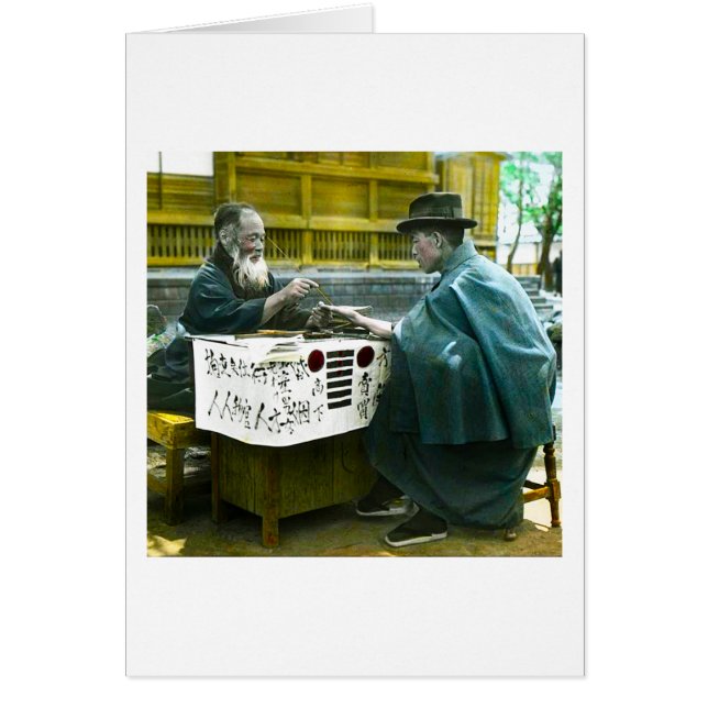 Visitando el adivino Japón viejo del borde de la (Frente)