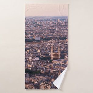 VISTA AÉREA DE LOS EDIFICIOS DE LA CIUDAD DURANTE