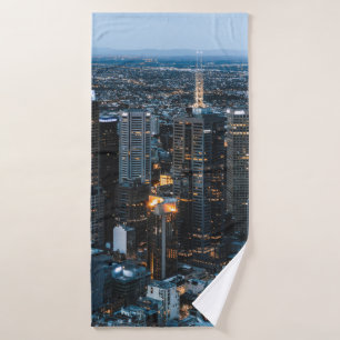 VISTA AÉREA DE LOS EDIFICIOS DE LA CIUDAD DURANTE