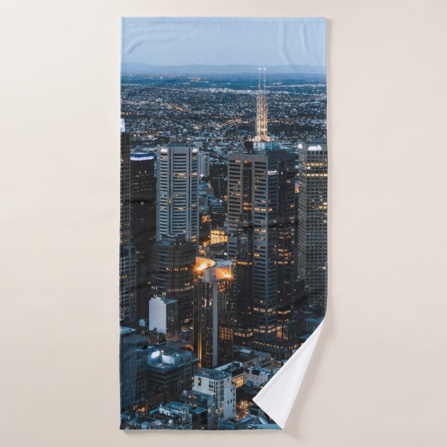 VISTA AÉREA DE LOS EDIFICIOS DE LA CIUDAD DURANTE  (Toalla de baño)